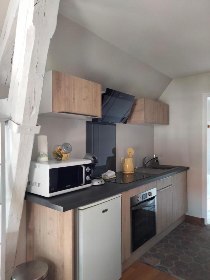 Les Appartements De Chablis Exterior foto